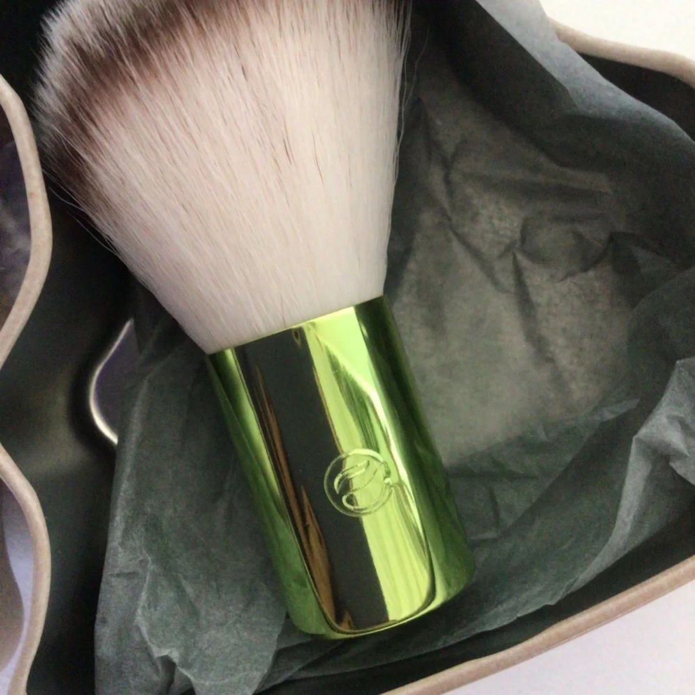 ECOTOOLS KABUKI BRUSH NWT